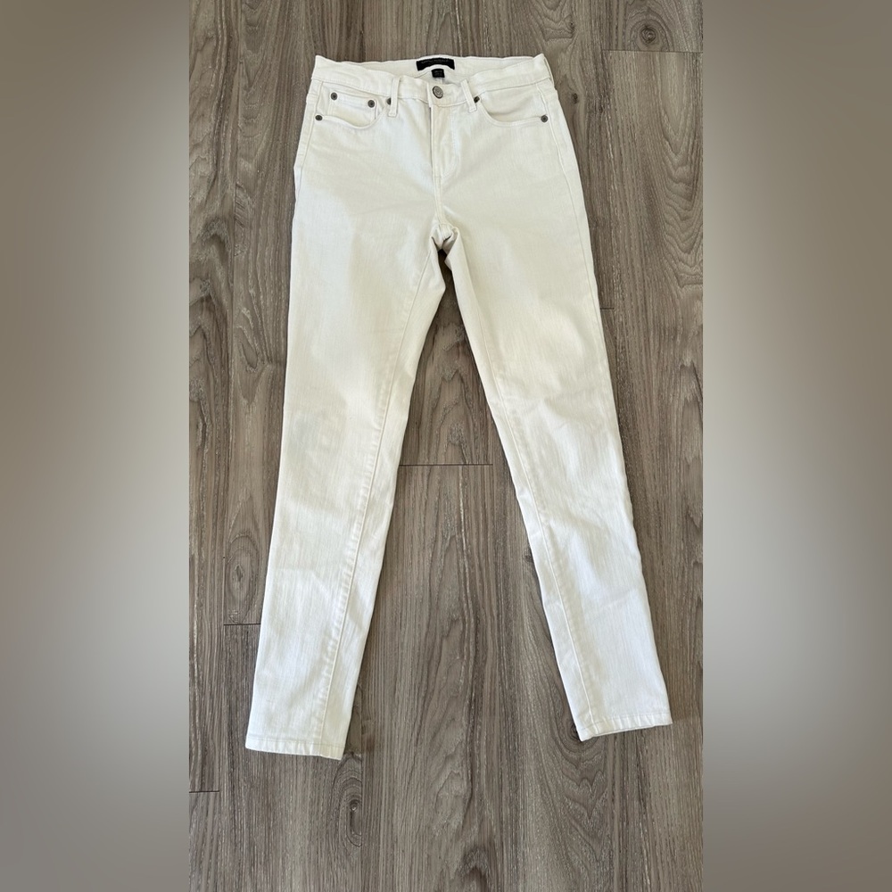 Women’s Banana Republic Sculpt Skinny White Jeans, size 26/2 - Picture 2 of 5